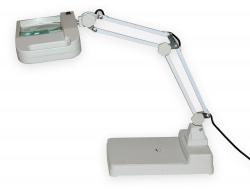 Lampa s veľkoplošnou lupou T86-I zväčšenie 5D