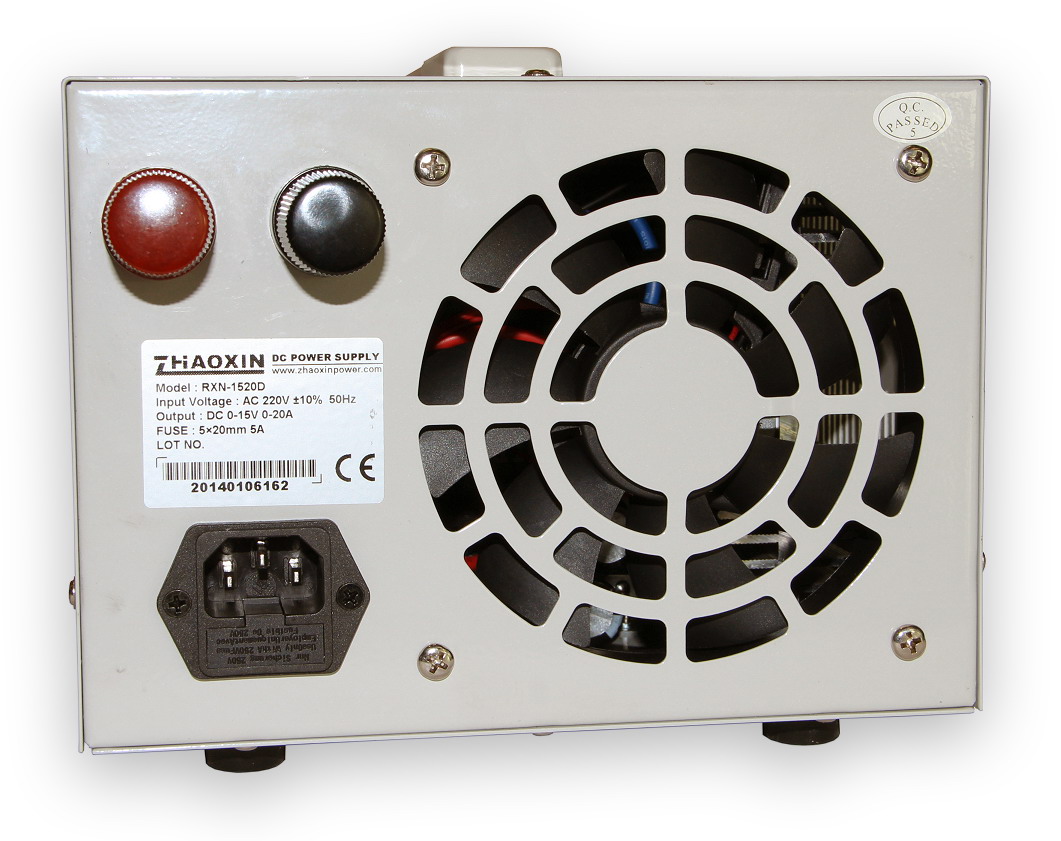 Laboratórny zdroj RXN-1520D 0-15V/20A